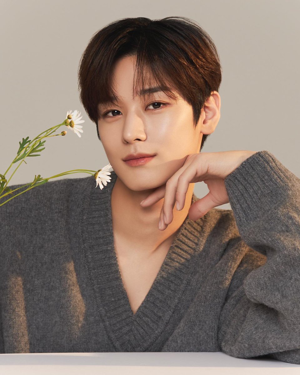 mybluucat's tweet photo. 아인츠 주연 최고지이이이이이 세상에서 제일 소중해 https://t.co/ECWyrGUntp