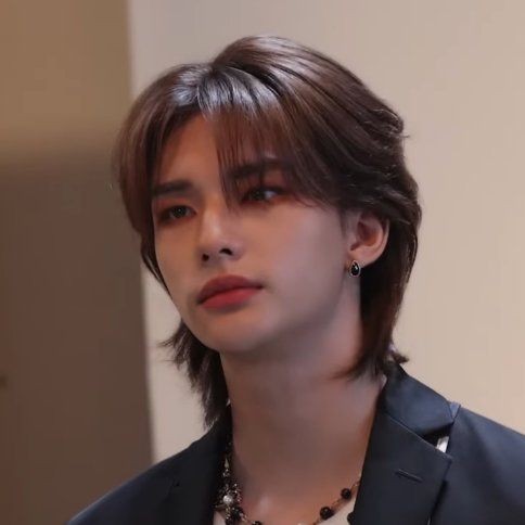 ; Filio's Universe

❝Padahal gue cuma mau baik ke semua orang, biar semua memandang gue sebagai orang baik.❞

— Staykids ft. NCT lokal au