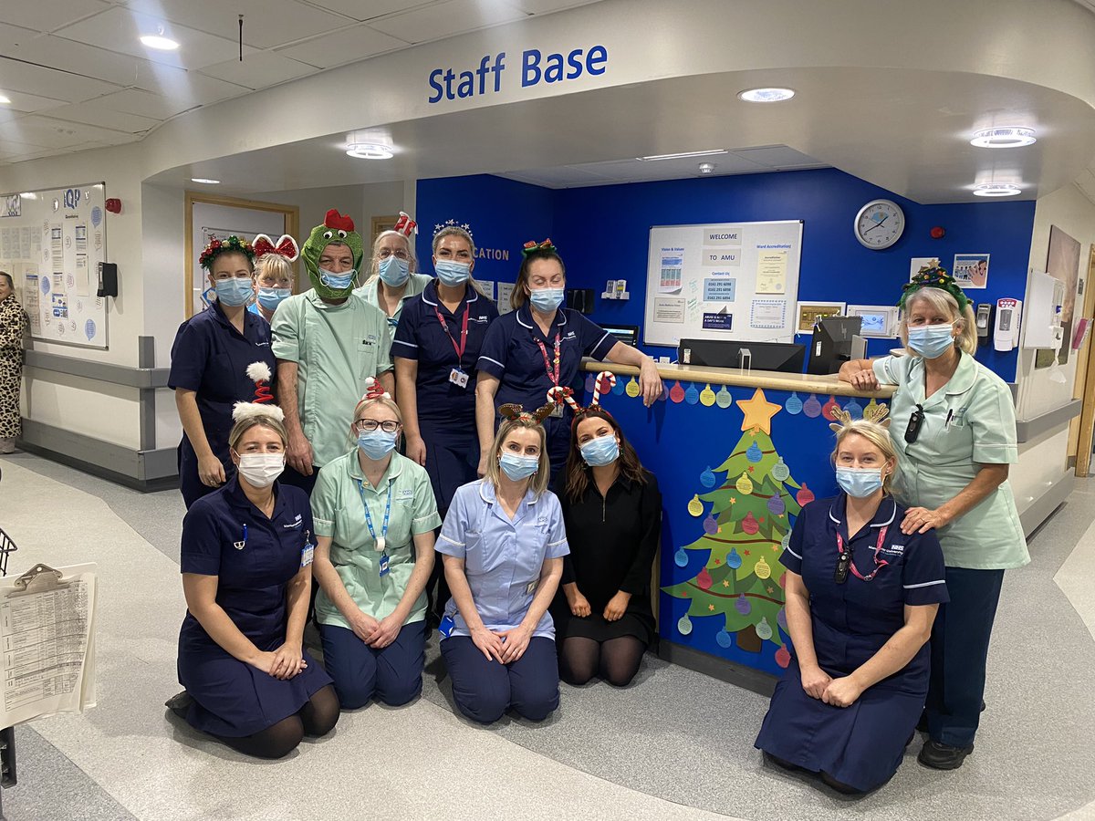 Feeling festive on AMU!🎄 @amru_amu