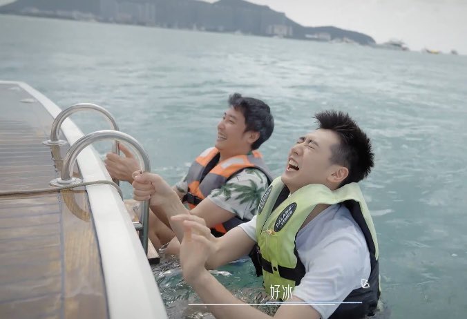 Mayysee88's tweet photo. EP1มาแล้ว ได้เห็นเจียเกอยิ้มเยอะมากๆเลย สนุกเขาแหละ มุอ้วนของหม่าม๊าร่าเริงมากกก เย่มไปเลยยยย
. #YanXujia #DavisYan #เยียนสวี่เจีย https://t.co/Bh3fuExvEl