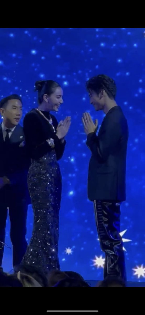 ShanShan_ML's tweet photo. Apo and Mai starred together in Magic Bed，their relationship is as good as ever.

BVLGARI WITH NATTAWIN

#BVLGARIxApo @Nnattawin1 https://t.co/Dfm7C2Cch5