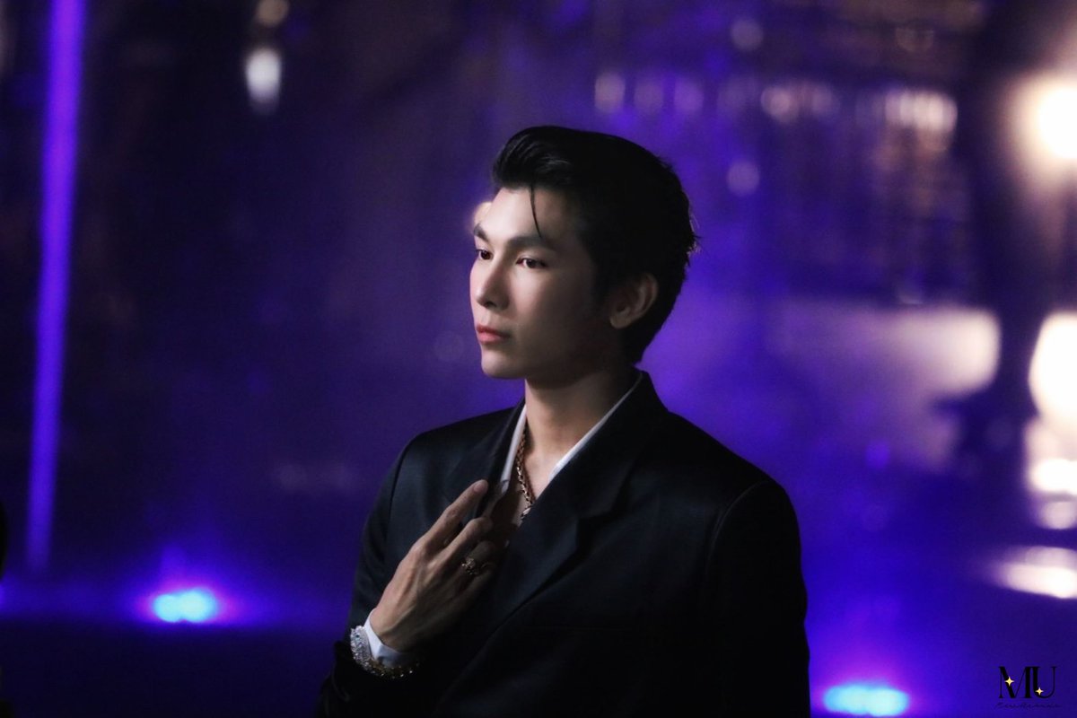 MewUranus's tweet photo. miss you  so bad ❤️

BVLGARI X MEW SUPPASIT

#BVLGARIXMSS
#BulgariSerpentiLightUp
@MSuppasit #MewSuppasit 
#มิวศุภศิษฏ์ https://t.co/iqXKlgVoZL