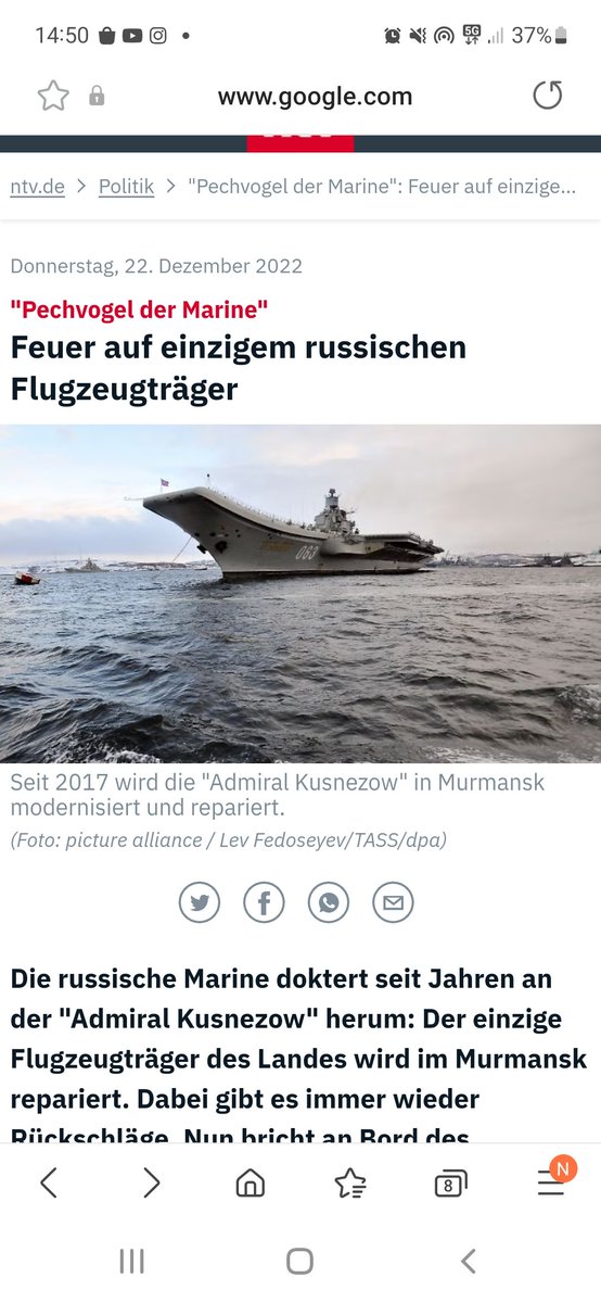 Adrian11192493's tweet image. Wie beschissen muss es den Menschen in #Russland gehen, wenn #Putin dem Militär das meiste Geld zukommen lässt &amp;amp; das doch nicht einmal reicht, um das prestigeträchtigste Schiff der Flotte einigermassen schwimmfähig zu halten. Putins Reich ist komplett abgehalftert. #Kuznetsov