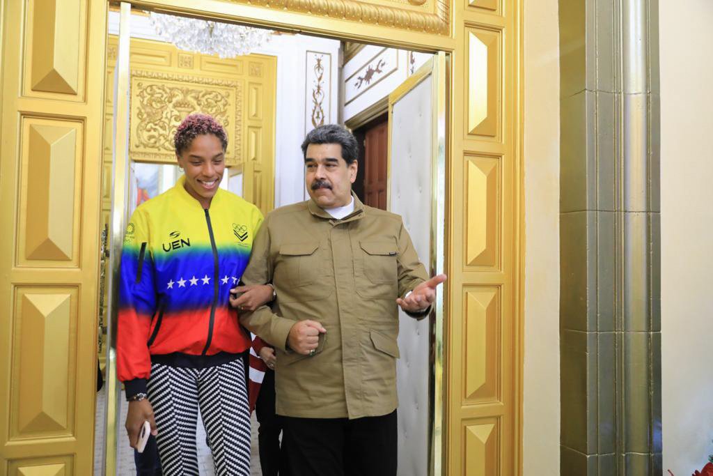 Mónica Corrales Malvic tweet media