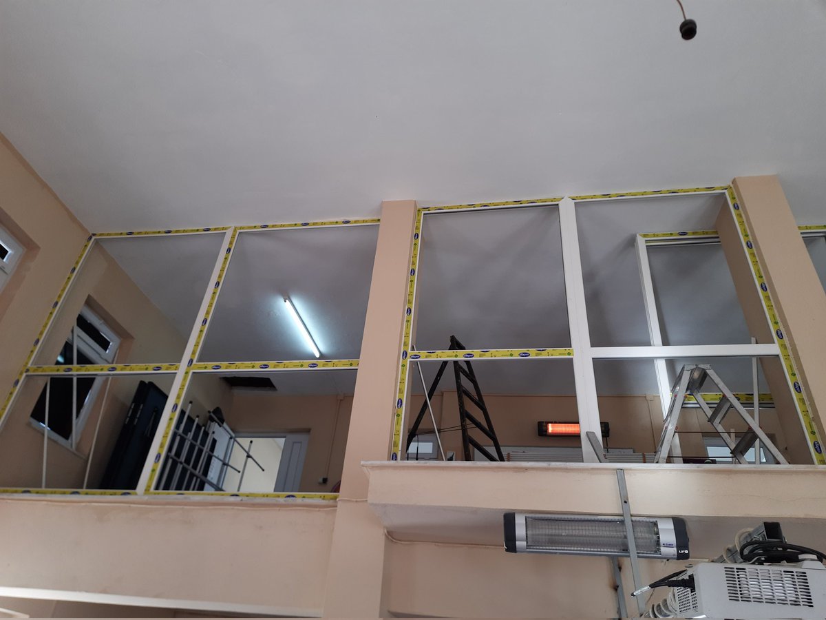 Hizmete, yenilenmeye devam ediyoruz. Okulumuzun spor odasının yapımında takılan pvc doğramaları yaptıran Girgin Harfiyata minnettarız. Çok güzel oldu,  okulumuza çok yakıştı.<a href="/mentesemem/">Menteşe İlçe Milli Eğitim Müdürlüğü</a> <a href="/mugla_mem/">Muğla İl Millî Eğitim Müdürlüğü</a>