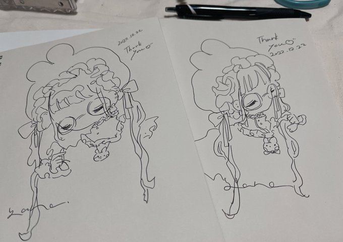 スケッチブックに描かせていただいているドローイング🐰
こんな感じで一枚一枚可愛く軽く変えて描いてます、、、!! 