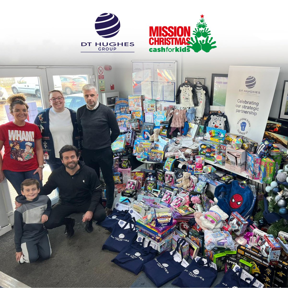 We are so proud to have been a part of this year's Mission Christmas by Cash For Kids. 

A great cause to help those struggling in our community.

#cashforkids #missionchristmas #community