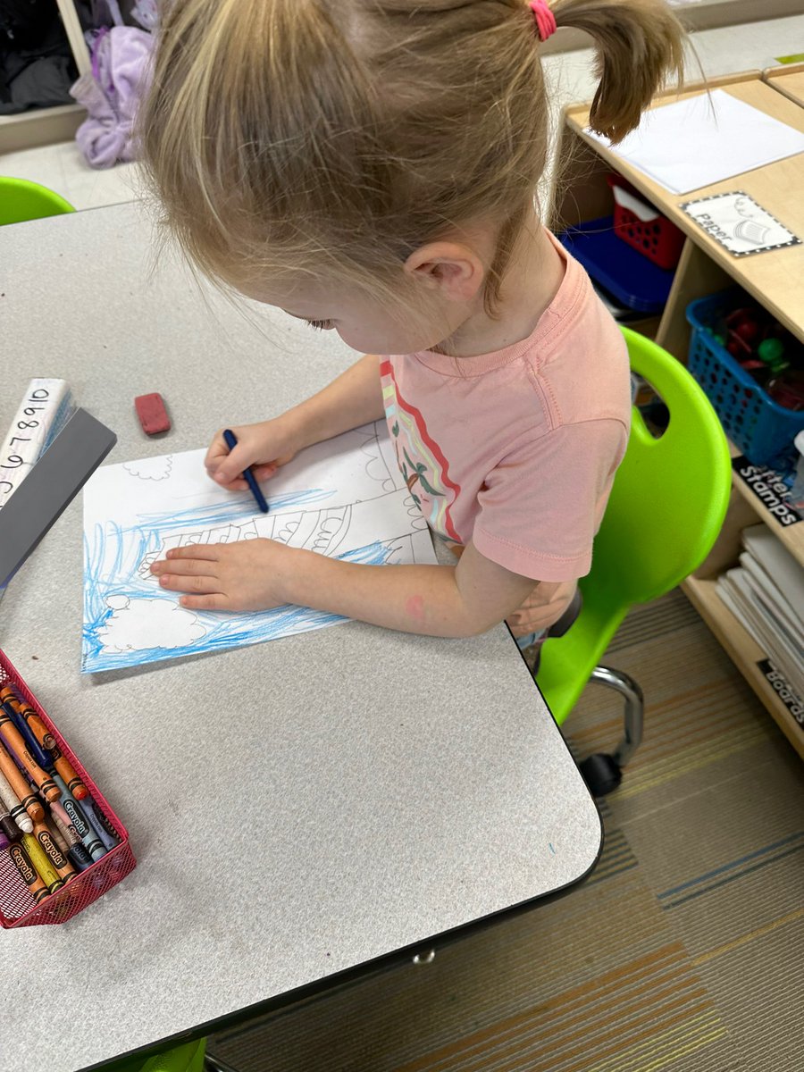 Kelly Dickerson tweet media