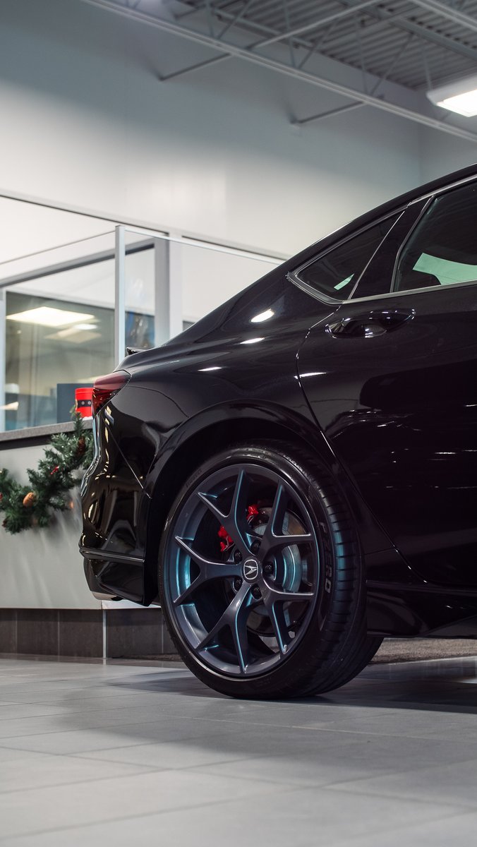 Get your adrenaline rushing every time you step into the beast! Acura TLX is here to re-define your world. 🖤

#AcuraCars #AcuraTLX #AcuraHamilton #AcuraCanada #AcuraCarClub #LuxuryCars #Hamilton #HamiltonCars #CarsOfInstagram #HamiltonBusiness #AcuraDealership