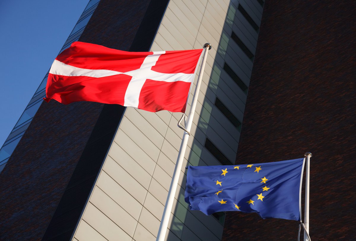 denmarkdotdk's tweet photo. 50 years ago today, Denmark joined the European Community, now the European Union. 🇩🇰🇪🇺
 
Since 1973, the EU has brought Denmark prosperity, security and opportunities. In the EU, DK leads the way in protecting the common European values and as a green and digital frontrunner. https://t.co/6kcKse1CfN