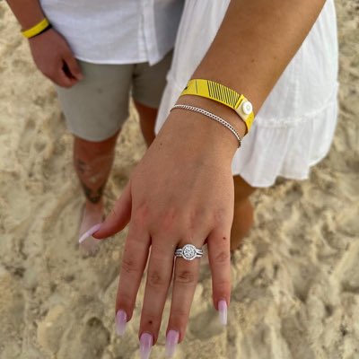 Paige Peery to be ❤️ i love you endlessly <a href="/zechp3/">Zechariah Peery</a>