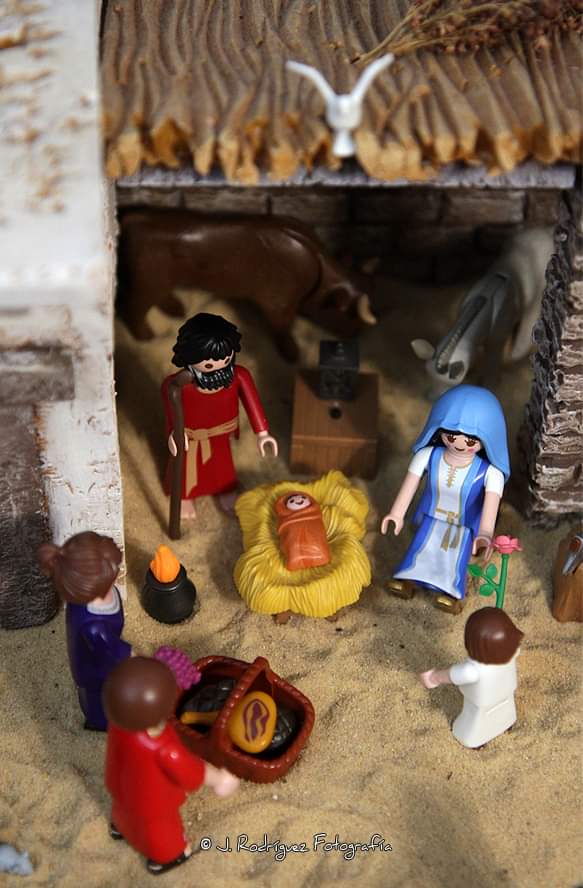 Mi PlaymoBelén 2022
#caminandohaciaelbelen #jrodriguezfotografia #sevilla #playmobil #nacimiento #belen