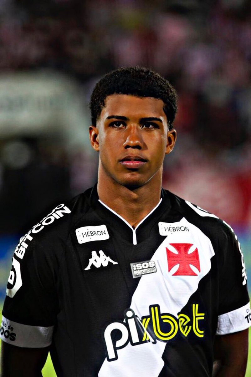 FabrizioRomano's tweet photo. Chelsea have full verbal agreement in place to sign Brazilian talent Andrey Santos, confirmed — final fee around €20m, personal terms agreed too. 🚨🔵🇧🇷 #CFC

Chelsea &amp; Vasco will now prepare documents. Born in 2004, Andrey will be part of Chelsea talents project.

Here we go 🤝🏻 https://t.co/WD50I2YeYZ