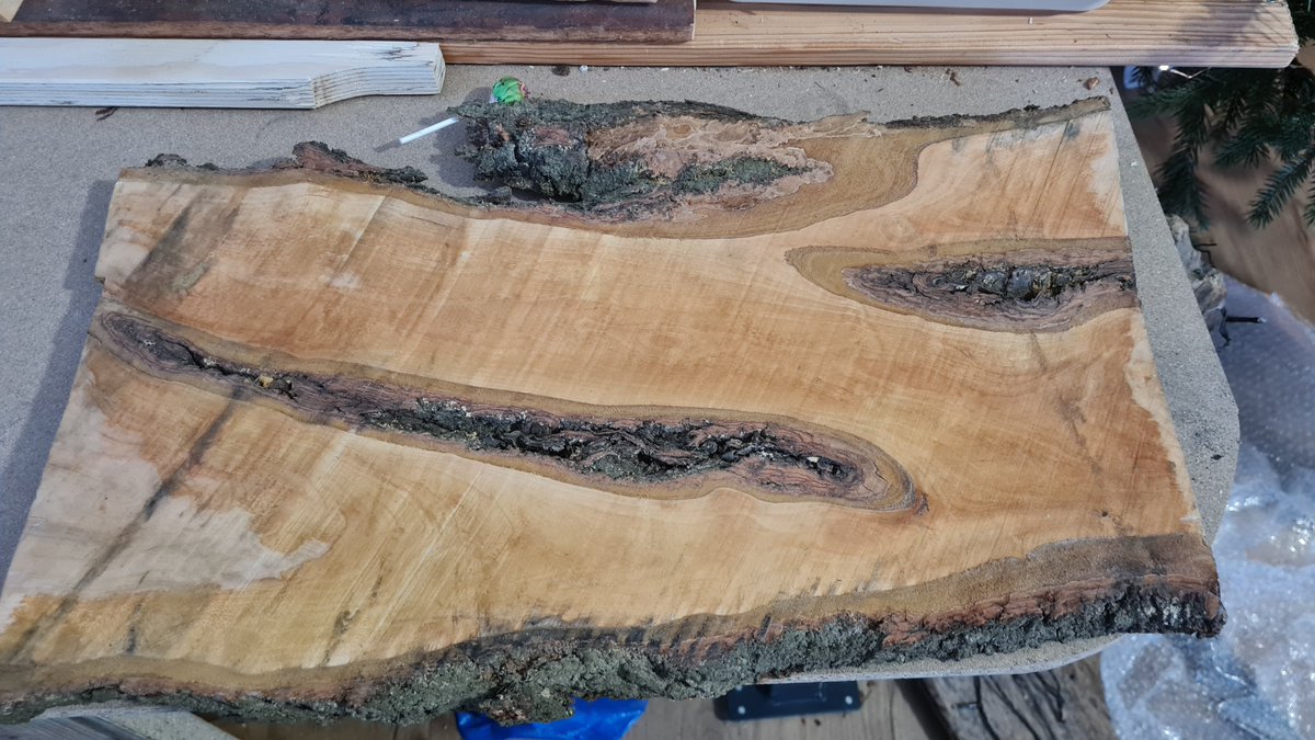 Gerade ein neues Kirschbaumholz bekommen was soll ich draus machen Schneidebrett vieleicht?