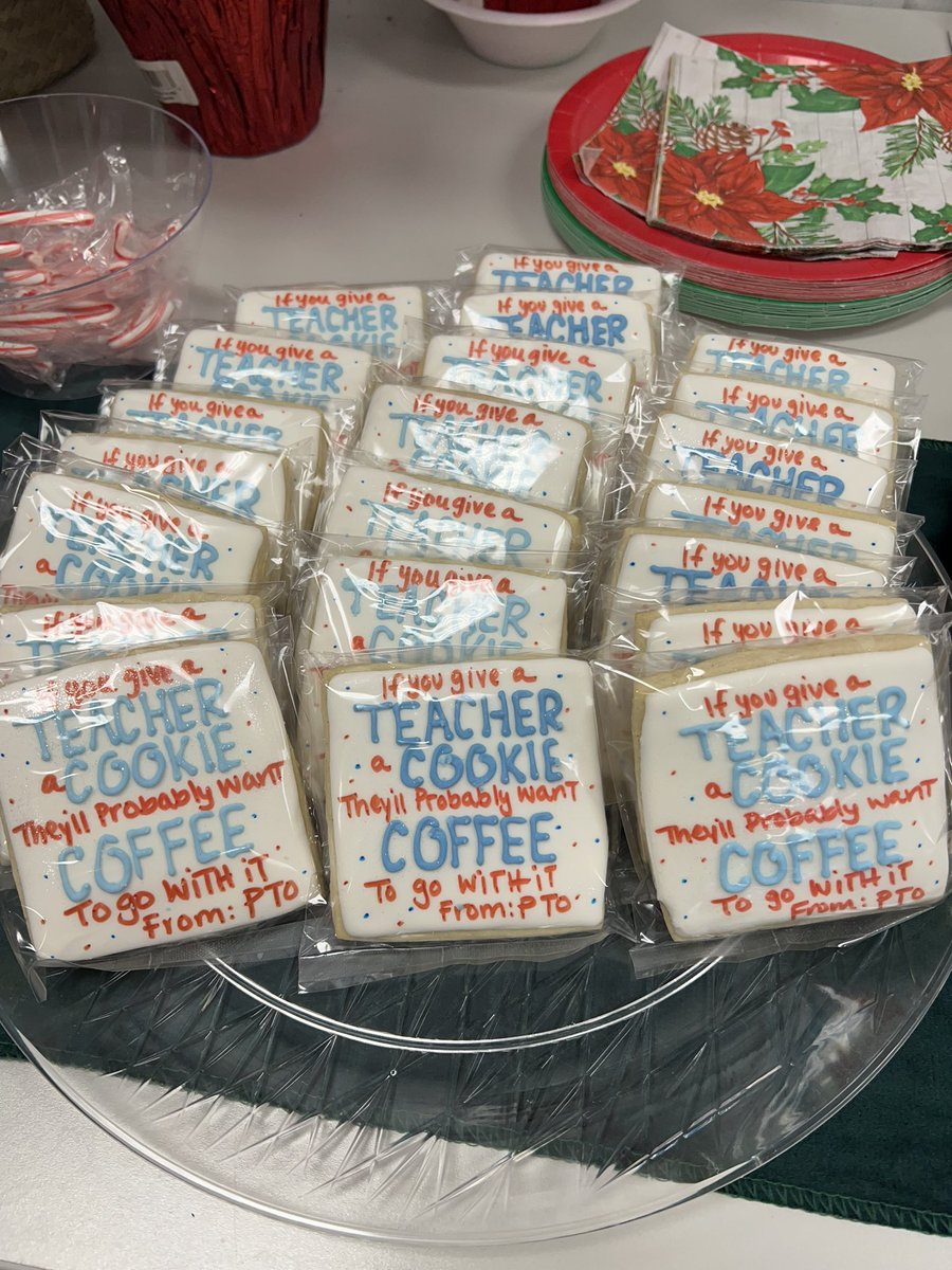 ms_devitto's tweet photo. Thank you to our PTO for a festive morning!! @RobertsvilleES @MTPSNJ https://t.co/EApCgTa9Rc