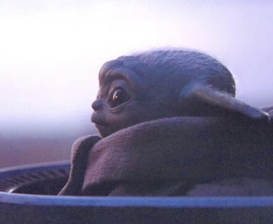 pyperxox's tweet photo. me peeking to see if my boyfriend has noticed me pouting yet https://t.co/xLG18CaTlZ