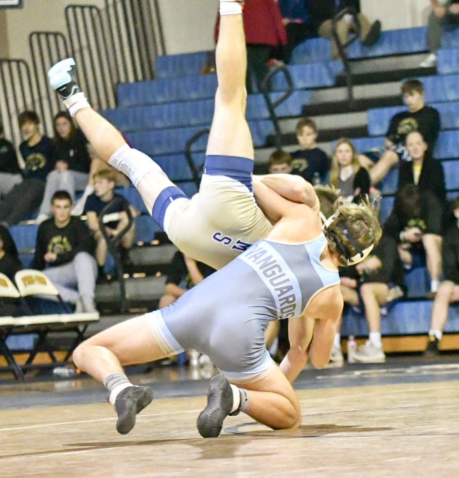 Sun Valley Wrestling wins 35-21 over Spring-Ford! @svvanguards @PennDelco @NorthleySports