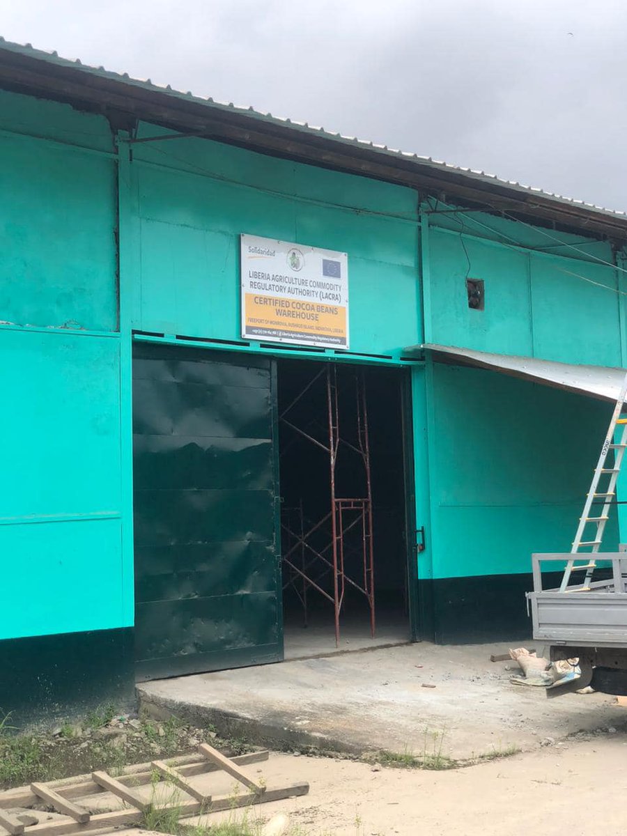 Solidaridad_wa's tweet photo. With funding from the #EUinLiberia, @Solidaridad_wa & the Liberia Agriculture Commodity Regulatory Authority refurbished a warehouse at the Freeport of Monrovia in #Liberia. The facility, which has the capacity to hold up to 200 metric tonnes of cocoa, will serve cocoa exporters. https://t.co/L8OIYnYldB
