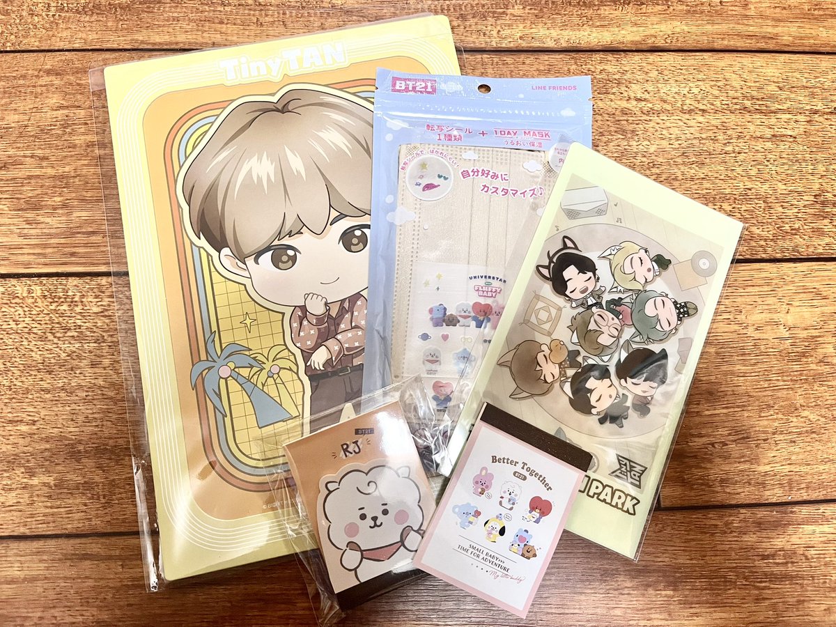 yokoちゃんのソンムル企画🎁おまけ賞が届きましたよん💜💜
<a href="/JIMINWY1126/">💣🐥yoko🐥о ¹ө¹ о</a> yokoちゃんありがとねー🥹🥹🥹
おまけとは思えない中身でビックリ👀