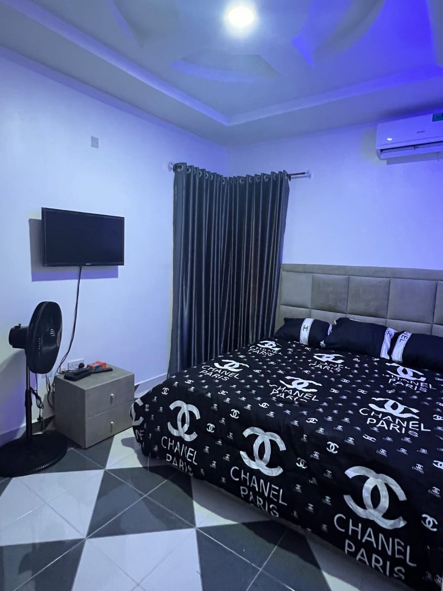 harziezaht's tweet photo. This luxury apartment is located in Ipaja, Lagos. It's indeed a home away from home, a peaceful environment. For bookings call or WhatsApp 08028350042 https://t.co/bhGbGHf4Qe
