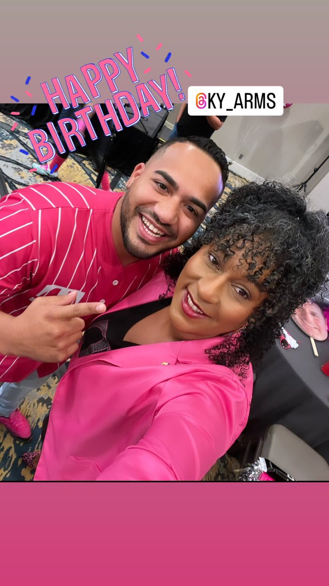 NikkieCar tweet media