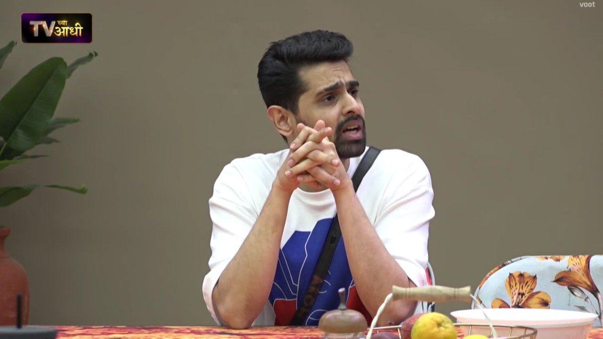 ArohWelankar's tweet photo. We all have several moods, and so does #Aaplaaroh. Which one you loved the most, do tell us in the comments below.

Styled by: @aartibora
Outfits: @borosindia

#ArohIsBack #ArohWelankar #MaharashtraChaMulga #BiggbossMarathi4 #BBM4 #ColorsMarathi #Endemolshine #biggboss https://t.co/tLiphDjtL1