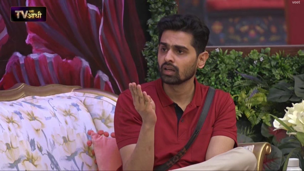 ArohWelankar's tweet photo. We all have several moods, and so does #Aaplaaroh. Which one you loved the most, do tell us in the comments below.

Styled by: @aartibora
Outfits: @borosindia

#ArohIsBack #ArohWelankar #MaharashtraChaMulga #BiggbossMarathi4 #BBM4 #ColorsMarathi #Endemolshine #biggboss https://t.co/tLiphDjtL1