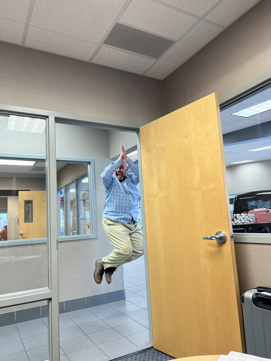 JayMaloneMotors's tweet photo. How Jay feels because it’s almost Christmas!!!! 🎅🏼

(Who knew that he could still jump that high 😂) https://t.co/bYbtBzNX07