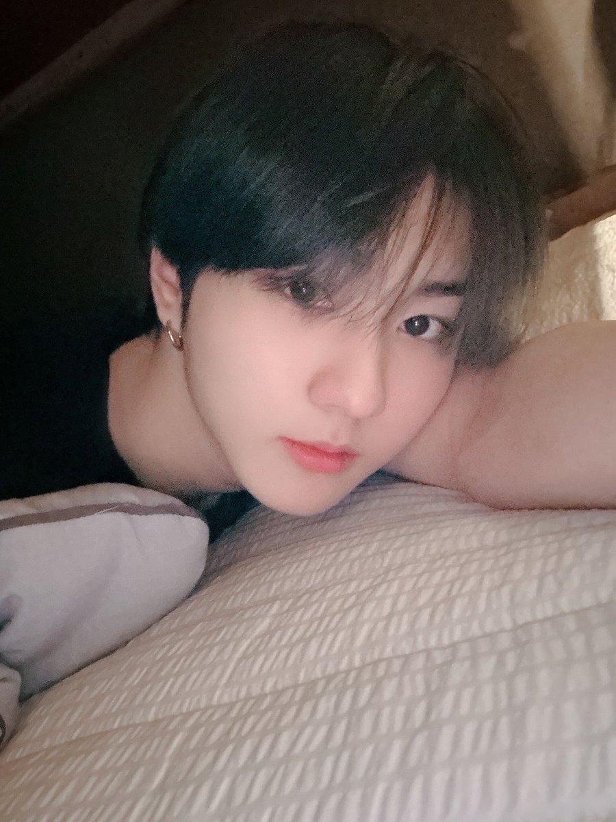 ksnluvr's tweet photo. good night jungwon~! 
he's so cute i wanna wrap him up like a burrito 🥹 https://t.co/8gplNV2IpV