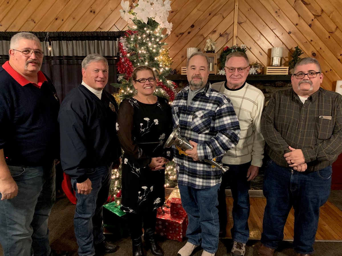 MassFireMarshal's tweet photo. TY to the Berkshire Co. Fire Chiefs for last week's holiday party, and to @MassEMA Acting Dir. Brantley for joining us! Great to see Chiefs Pansecchi (#AdamsMA, Ret), Durfee (#LanesboroughMA, Ret), Czerwinski (#PittsfieldMA, Ret), and Cormier (#HinsdaleMA), and so many others! https://t.co/bpJFM9iq2h