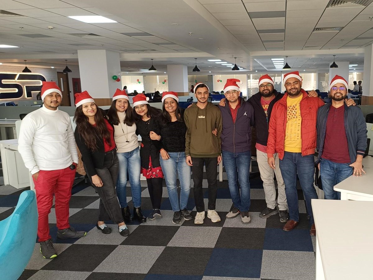 TheSiliconPartn's tweet photo. 2022 was yet another year of growth and milestones for TSP. This holiday season, we'd like to thank and appreciate our employees, partners and clients who have shown utmost dedication and trust in us and have helped us succeed
We wish you and your family a joyful holidays season. https://t.co/IfFyq71r9n