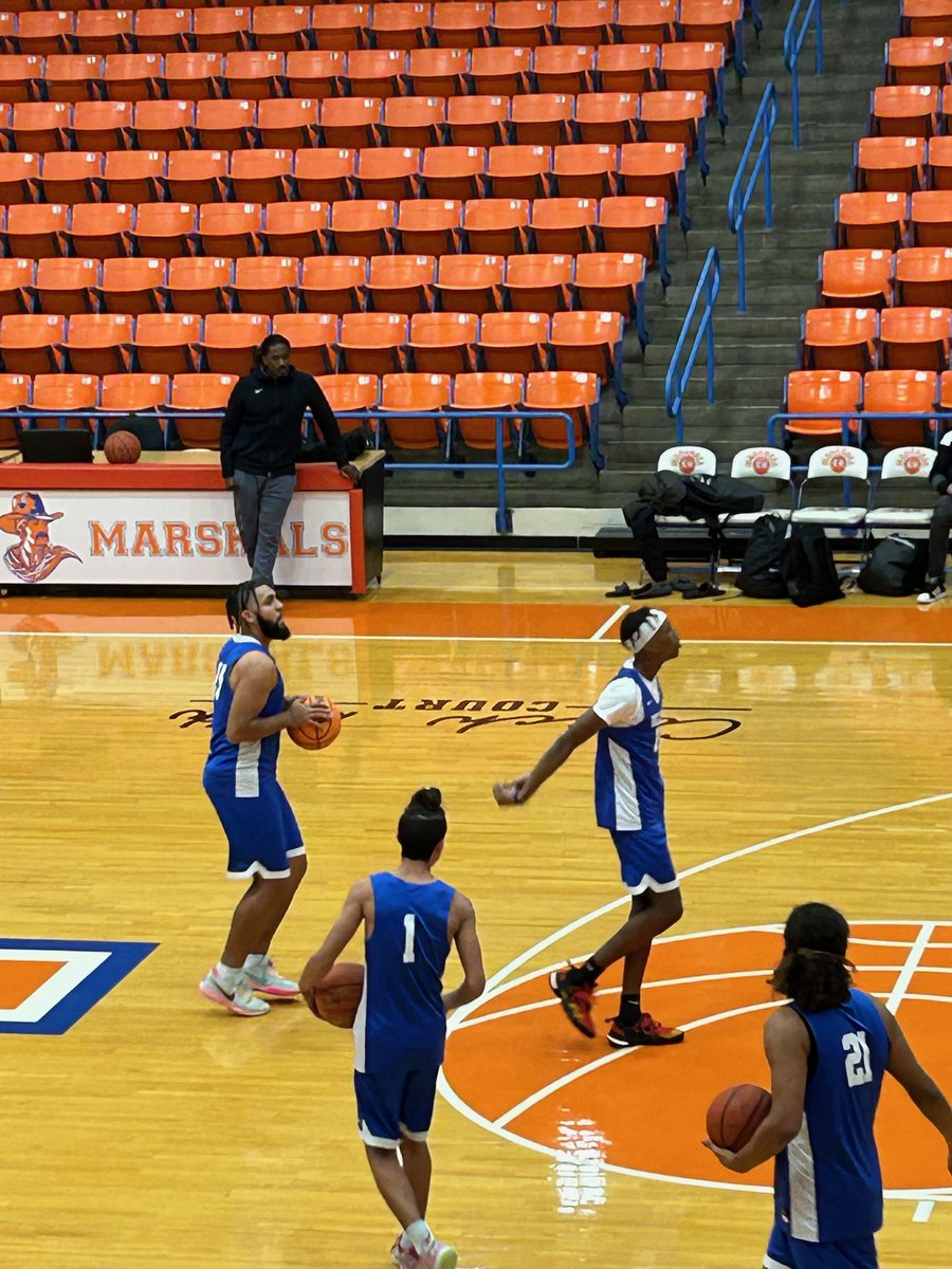 Deltona Wolves Basketball tweet media