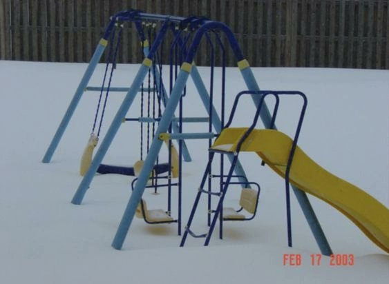 eiko_no_omo's tweet photo. American childhood
#weirdcore #webcore #2000core #nostalgia https://t.co/Sex3vqGHAs