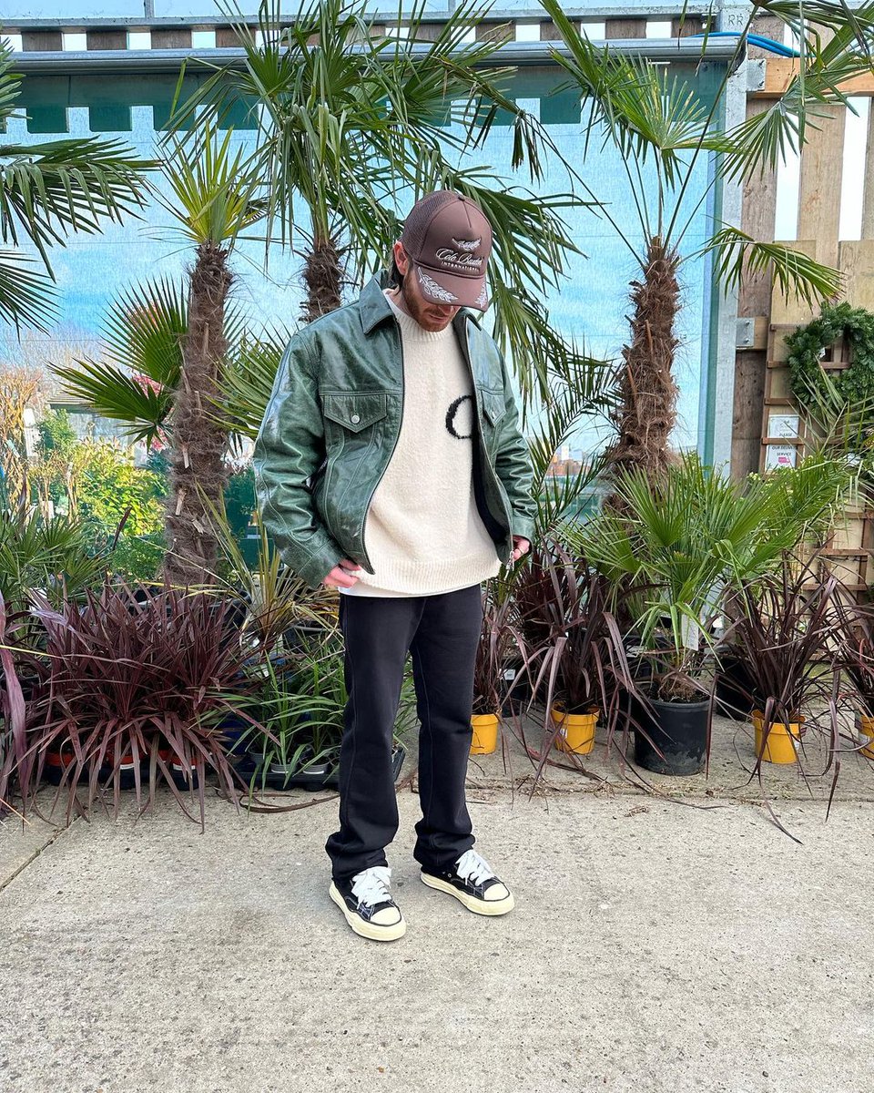 cole__buxton's tweet photo. The Cole Buxton Stack Pants are available now.

Photo by rob_garnerr 

https://t.co/dSs2yFi9V4 https://t.co/4SlQWbj5xe