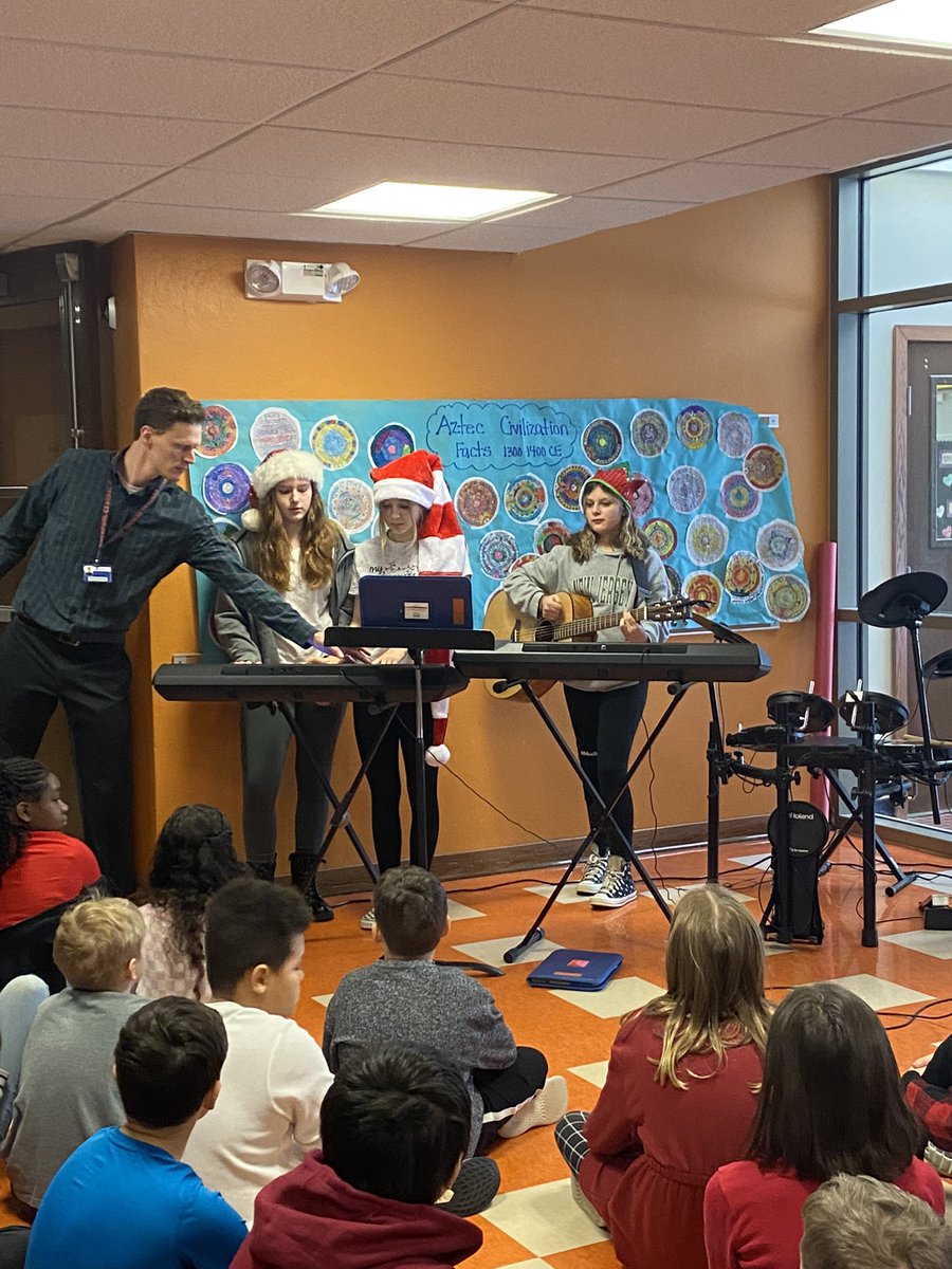 Amy Hunter tweet media