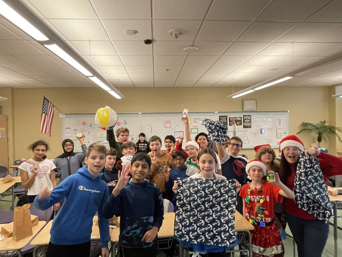 Six Navy tweet media