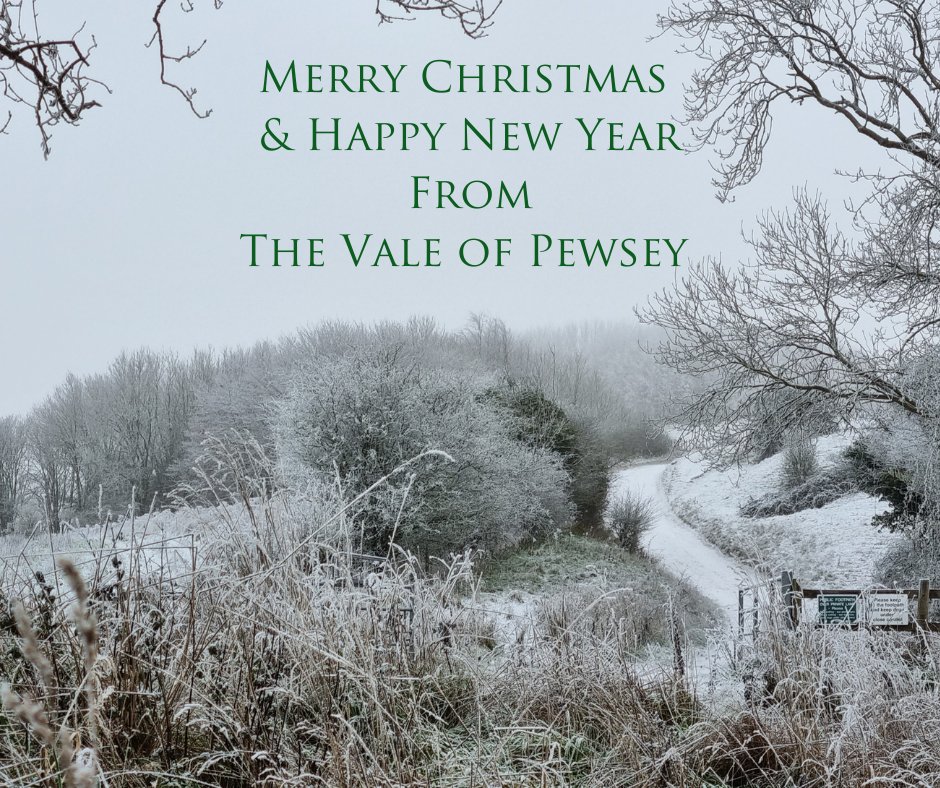 Merry Christmas everyone from the Vale of Pewsey in Wiltshire! We hope you enjoy this month's News & Views- bit.ly/VisitPewseyVale

#timeforwiltshire #pewseyvale #greatwesternrailway #GreatWestWay #GWR #GreatWestWay #northwessexdowns #goodforthesoul #walkersarewelcome #walkinguk