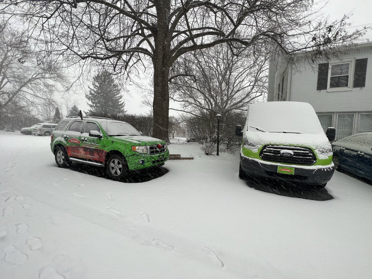 Have a safe day if you are out in the snow!