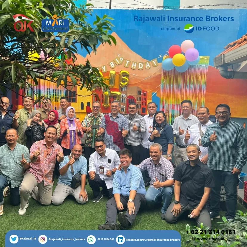 Rajawali_IB's tweet photo. Di Hari Ulang Tahun ke-17 PT Rajawali Insurance Brokers tahun 2022 ini berbagi kebahagiaan bersama Perusahaan Asuransi

#happybirthday
#rajawaliinsurancebrokers #idfood #asuransi #insurance #pialangasuransi #insurancebroker
#brokerasuransi #apari #apparindo #22desember https://t.co/sS6KL75wPR