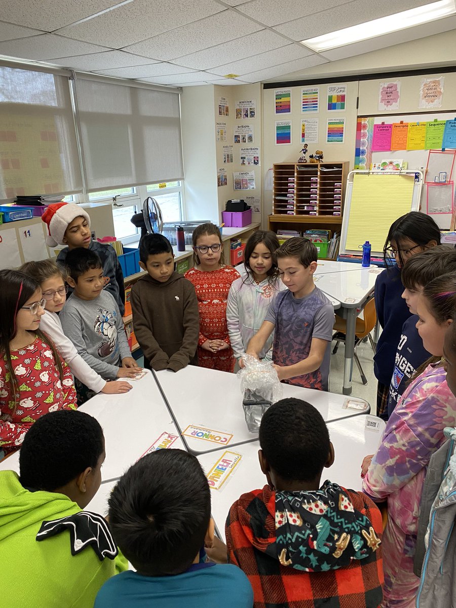 Mrs. Grogan tweet media