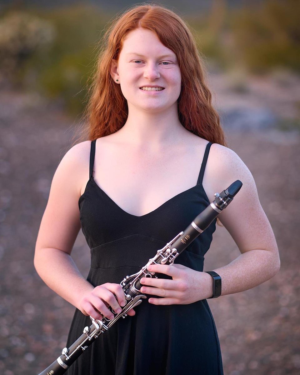 ThePicture_Lady's tweet photo. Sneak peak and a VERY HAPPY BIRTHDAY to @LibertyHSLions Class of 2023 Katelynn Powell!
#WeAreLiberty #picturelady #lhsband #arizonaphotographer #azseniorphotographer #seniorpictures #Classof2023 #modernsenior #seniormuse #seniorphotographer #familyphotographer https://t.co/nPWQA22Xtq