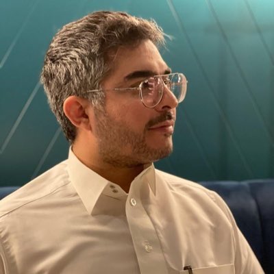 أنس الراجحي:

إذا بترسل لأحد بالواتس:
السلام عليكم، مساء الخير، ممكن سؤال؟

 هذي الطريقة منرفزة وغير مهنية، المحترف واللبق لا يتواصل بهذه الطريقة ويتوقع إجابة.