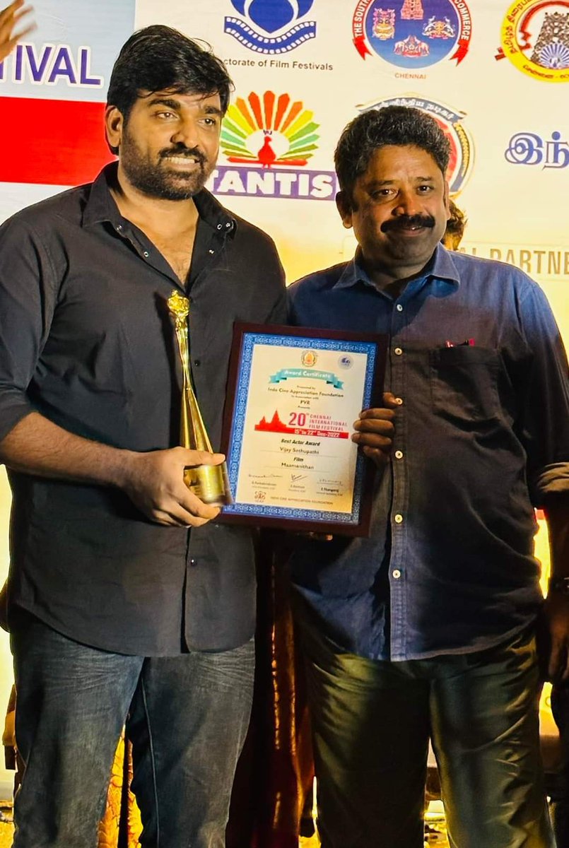 . @VijaySethuOffl got Best Actor award for #Maamanithan in #20thChennaiInternationalFilmFestival 

#20thCIFF #VijaySethupathi @seenuramasamy