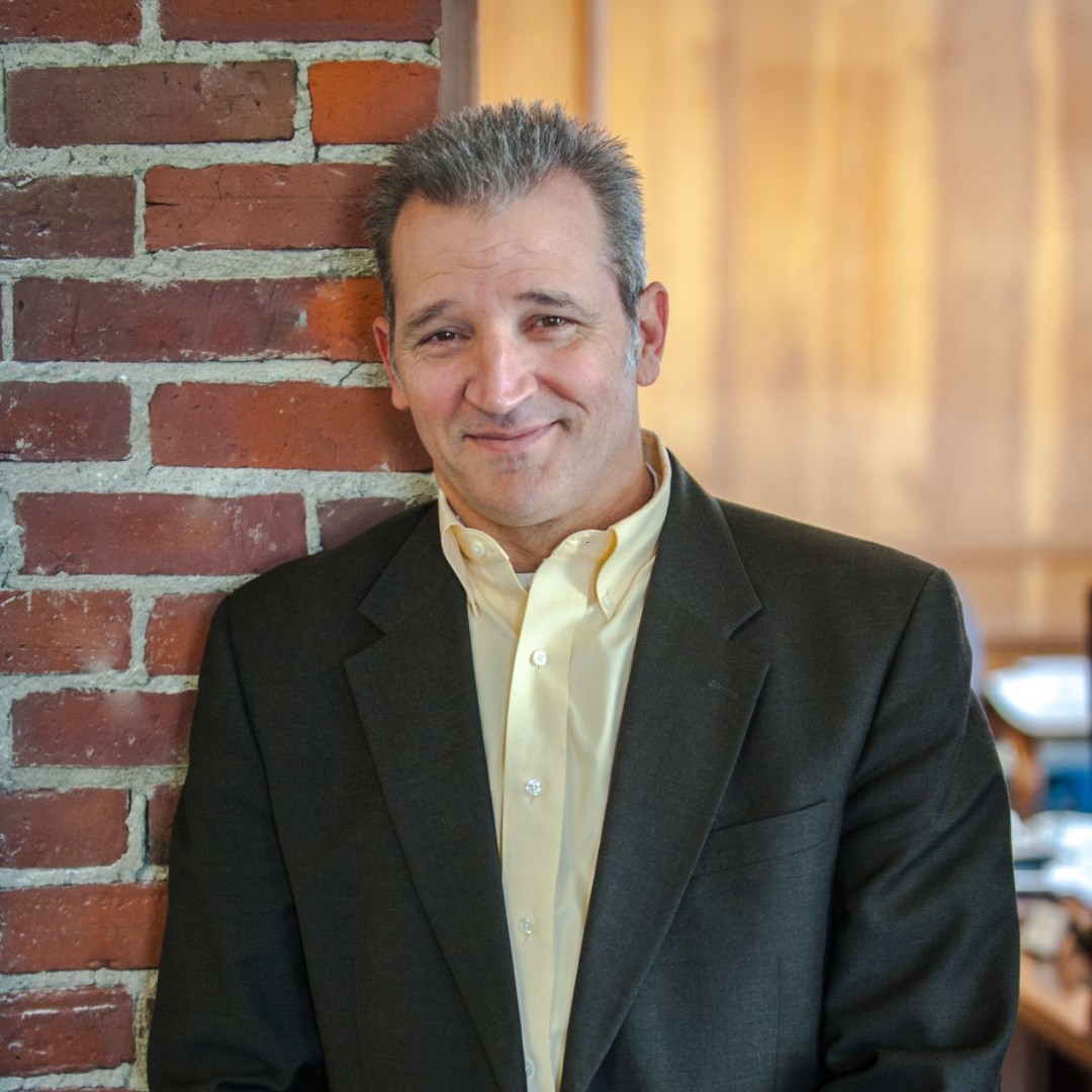 MEREDA2's tweet photo. Let’s talk about real estate in the Bangor area. Hear from David Hughes from Epstein Commercial Real Estate at the 2023 MEREDA Forecast Conference. Join us 1.26 at the Cross Arena or virtual. https://t.co/fhiRQhRnhF #MEREDA2023 #MaineDevelopment #MaineCRE #ForecastConversations https://t.co/QOkLJS0Uut