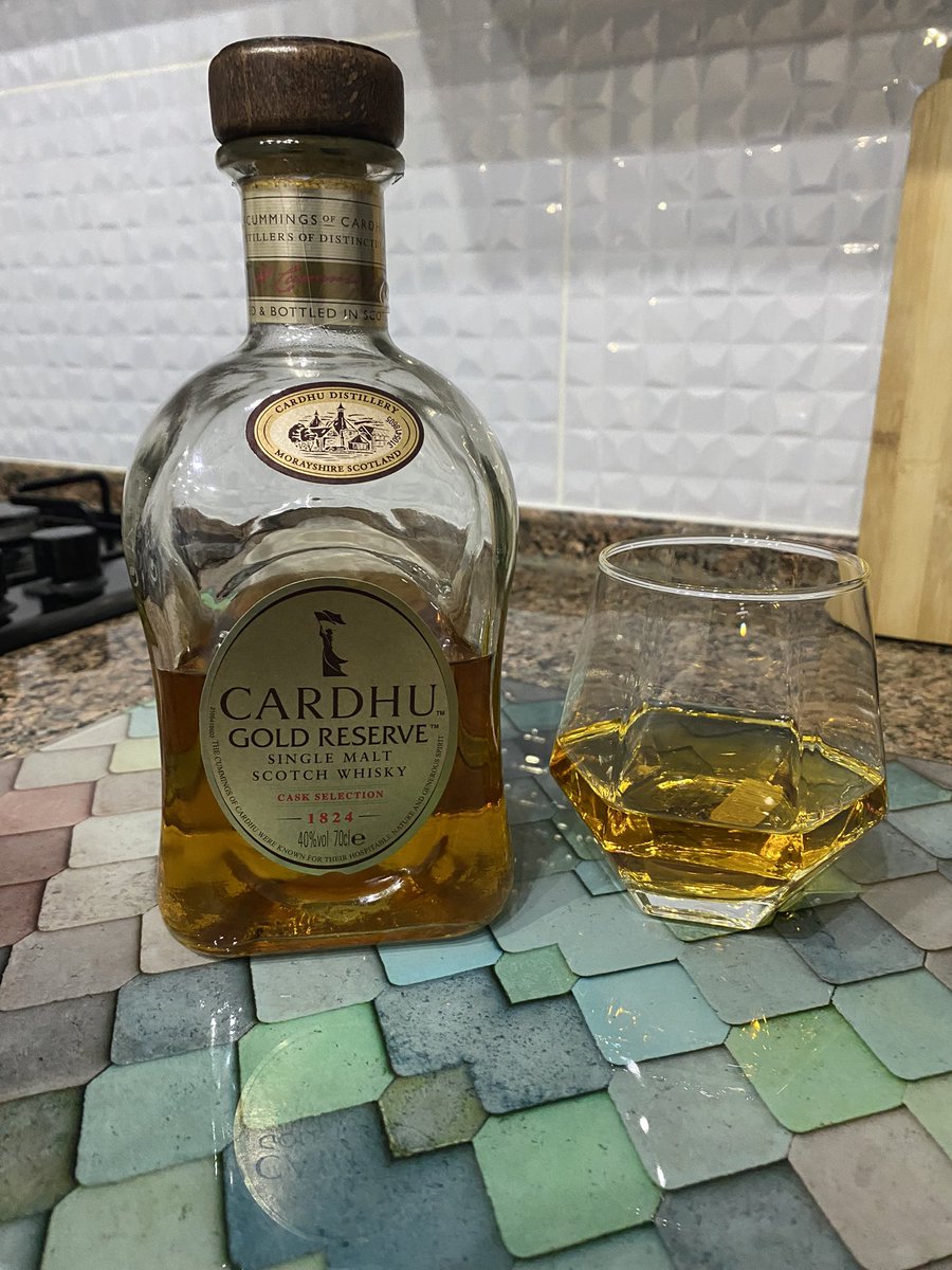 ve iskoçlar cardhu single maltı damıttı..