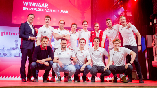 Eindhoven organiseert in januari 2023 haar SportAwards. 

Help jij mee om de shortlist voor o.a. Sporter van het Jaar te bepalen? 

eindhovensport.nl/actueel/sporta…

Dan doet de jury de rest!

#Eindhoven #SportAwards 
<a href="/EindhovenSport/">Eindhoven Sport</a> <a href="/gem_Eindhoven/">gemeente Eindhoven</a> <a href="/ranomikromo/">Ranomi Kromowidjojo</a> <a href="/marrit/">Marrit Steenbergen</a> <a href="/PSV/">PSV</a> <a href="/GPBulls/">GP Bulls</a>