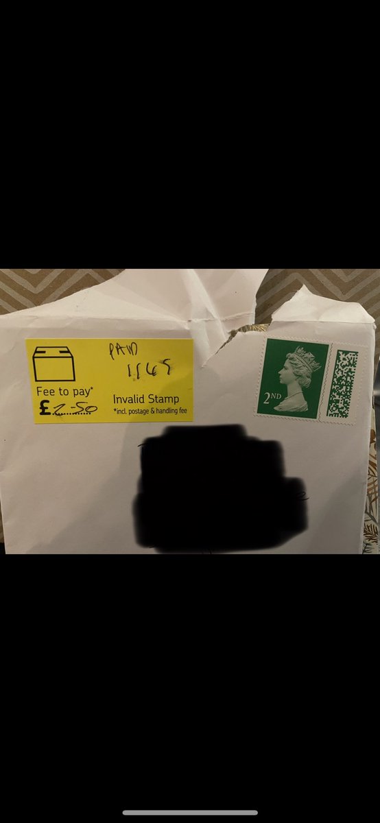 davidcurtis7's tweet photo. @RoyalMailHelp Can you help me understand why I needed to pay £2.50 to receive this Christmas card from a friend? The stamp and the barcode, which he recently bought from a post office, are on the envelope… 🤷🏼‍♂️ https://t.co/eR2wfP0sGL