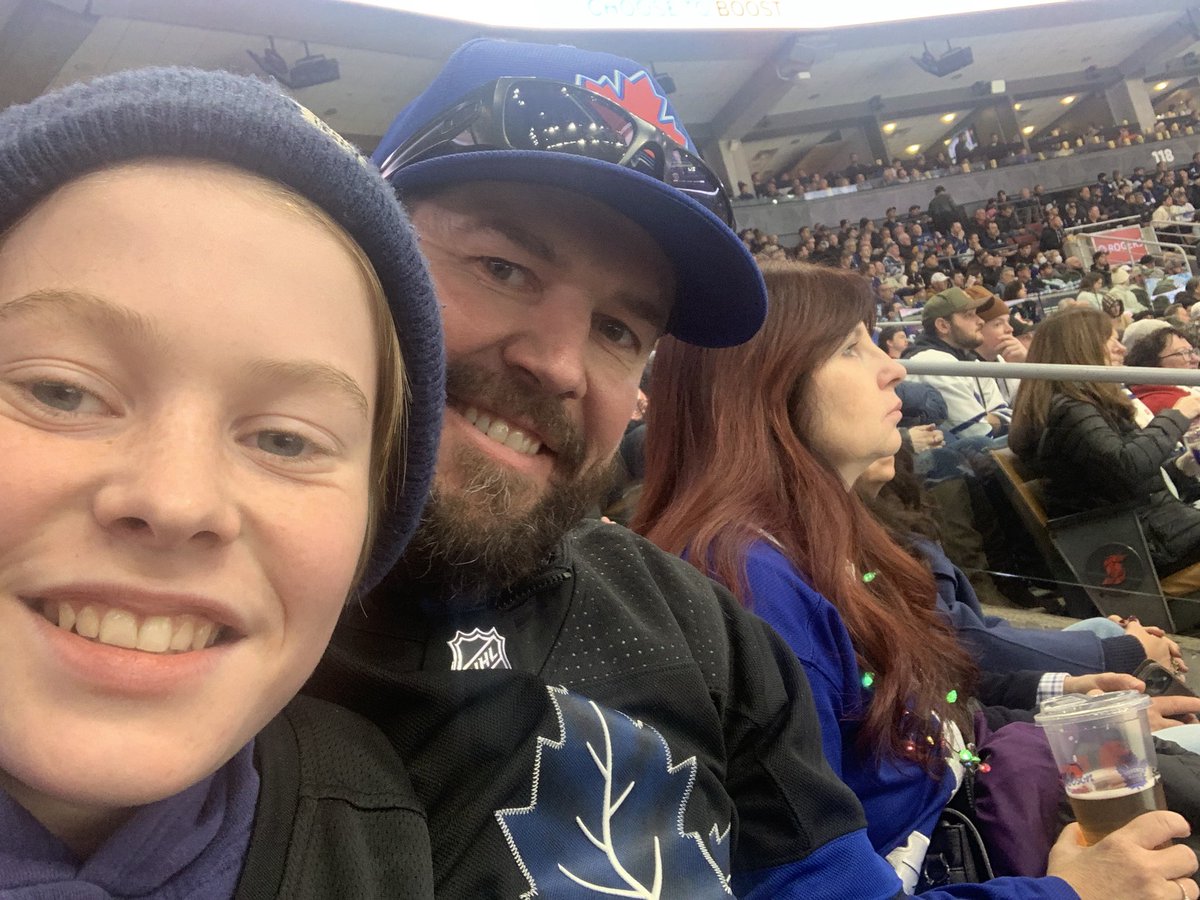 thedaddymatt's tweet photo. If you’re going to skip work/school, do it right!! #LeafsForever #donttellmyboss @ParisWolfpack https://t.co/WaMkayuiDh