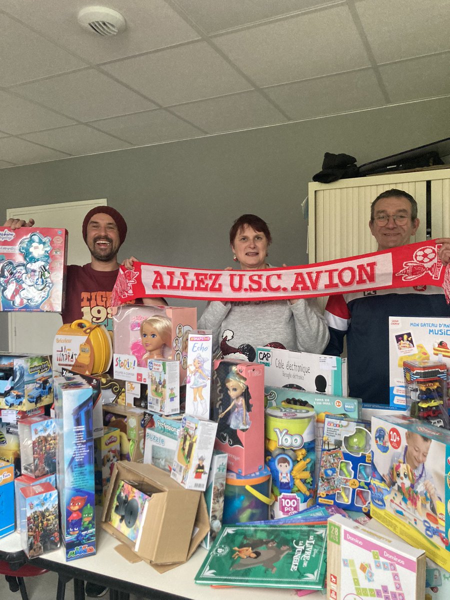 Aujourd’hui comme depuis plusieurs années,nous avons reçu un don de jouets par l’U.S.Cheminots Avion,un grand merci à vous pour votre soutien dans l’action <a href="/LNoelDesEnfants/">Le Noël des enfants</a> 
Les jouets seront distribués au CHL et au 115 de Lens pour offrir un noël à des enfants 💪🎁 #RCLens #RCL