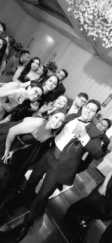 RutLobo's tweet photo. Se nos casó el perrys! Thanks nos dio esta linda amistad❤ #thanks2019 #jeepeta #serviciosocialtop https://t.co/eGpOwDgSQO